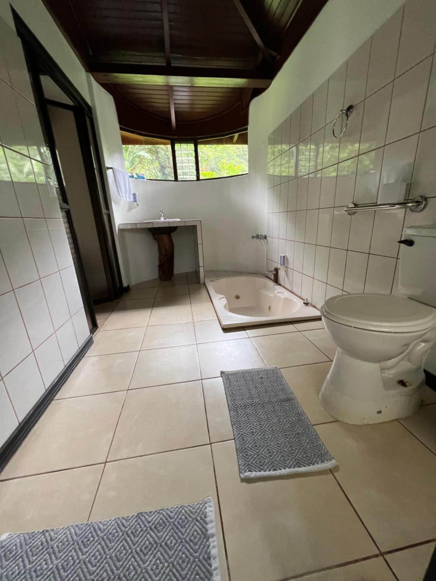 Hotel Catarata Rio Celeste Bijagua Kültér fotó